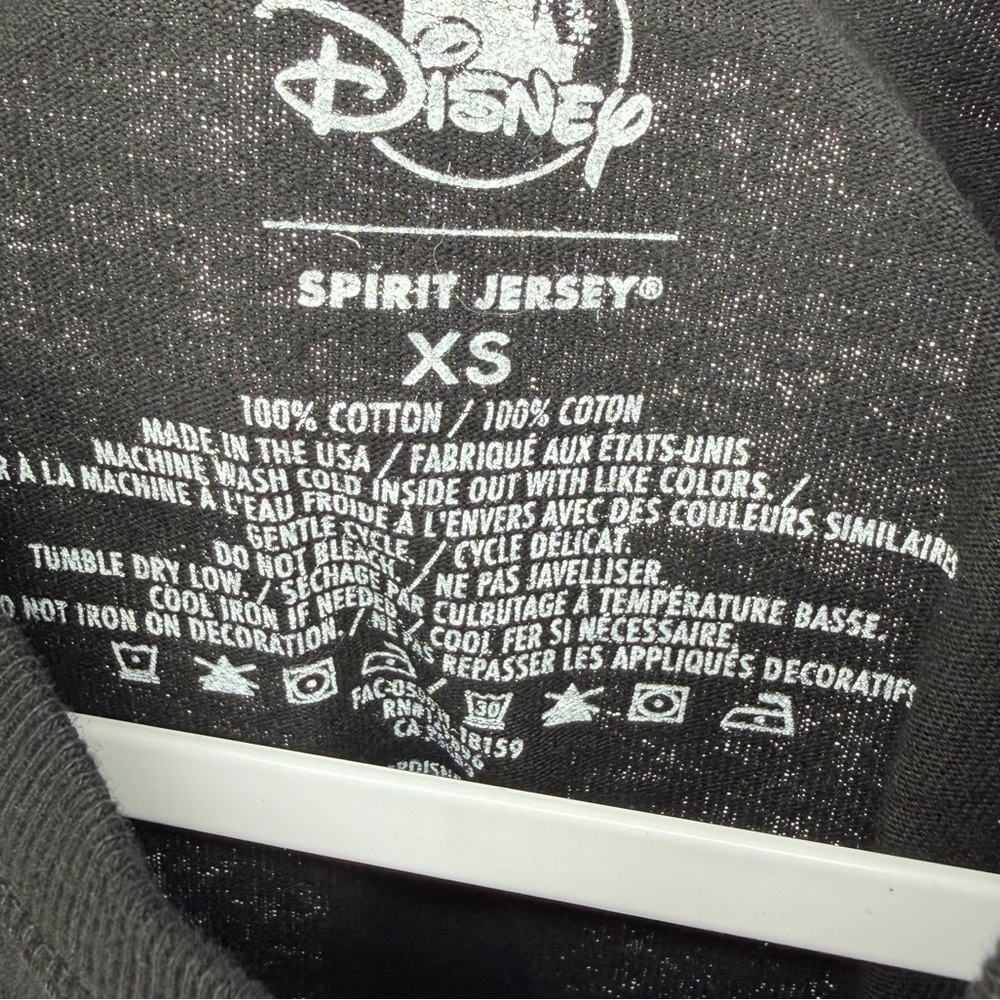 Disney Glow In The Dark Mickey Mouse Web Boo Black Spirit Jersey Size XS - Picture 4 of 4